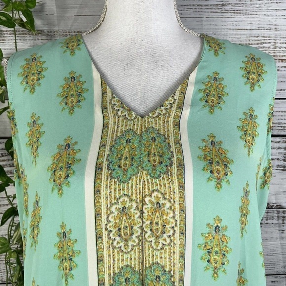 Rose + Olive Blouse Tank size Medium Mint Green Gold Paisley Pleated Sheer Boho - Picture 4 of 10